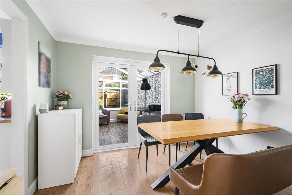 Property photo 2 of 24 18_62625.Jpg