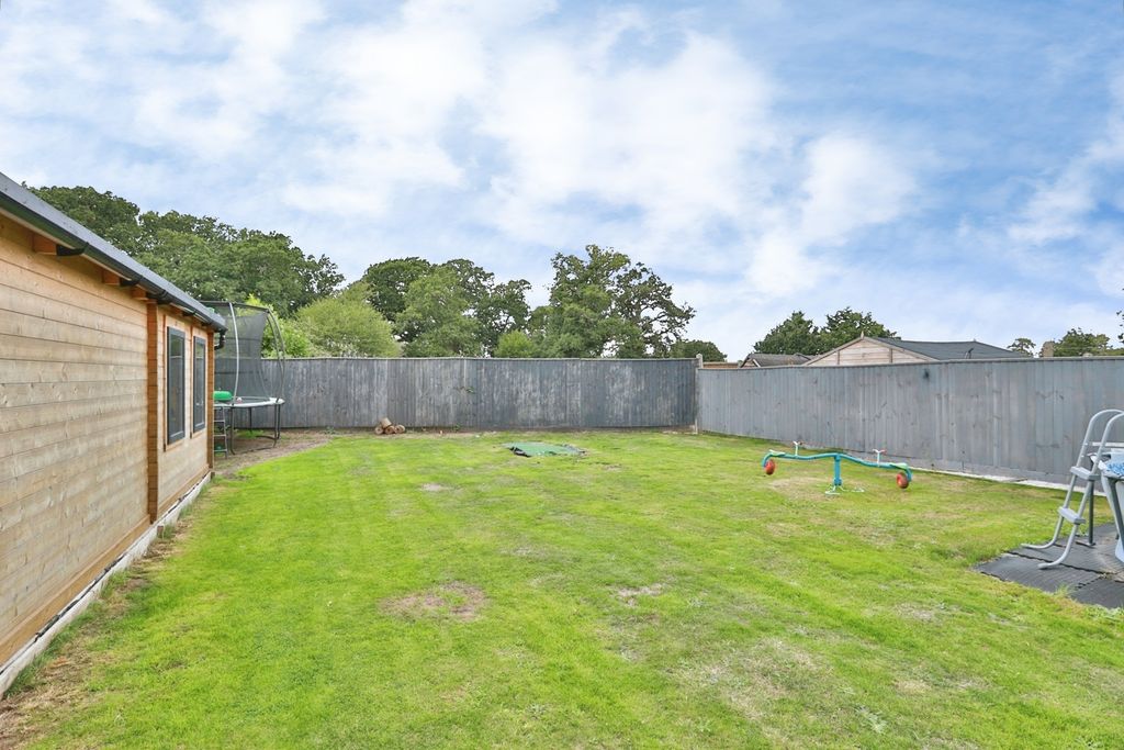 Property photo 2 of 20 Pbox-Img.Jpg