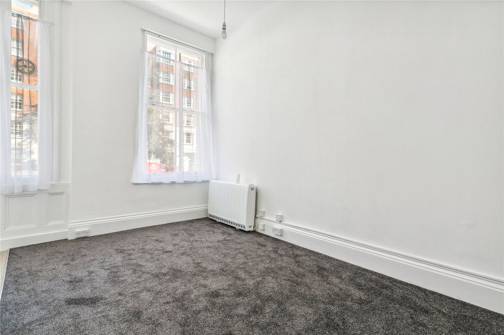 Property photo 2 of 7 Picture No. 13