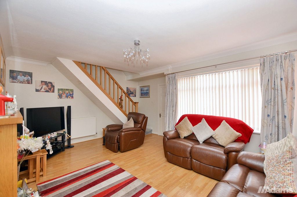 Property photo 3 of 24