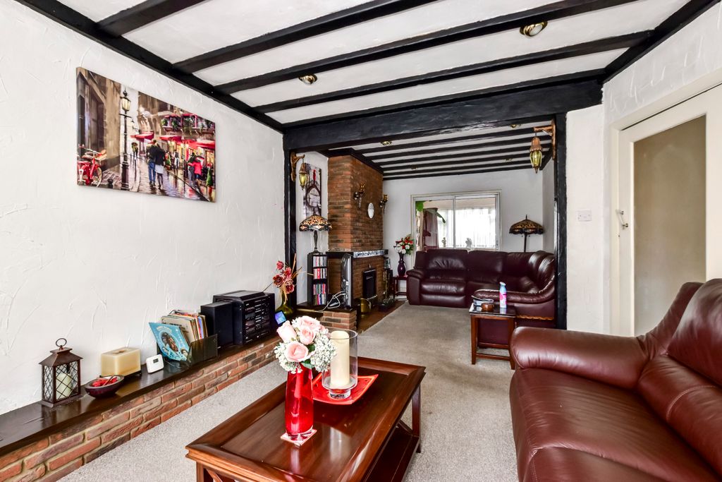 Property photo 3 of 24 Dsc_0525-Dsc_0526