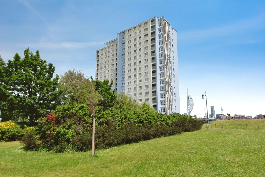 Property photo 1 of 17 Pbox-Img.Jpg