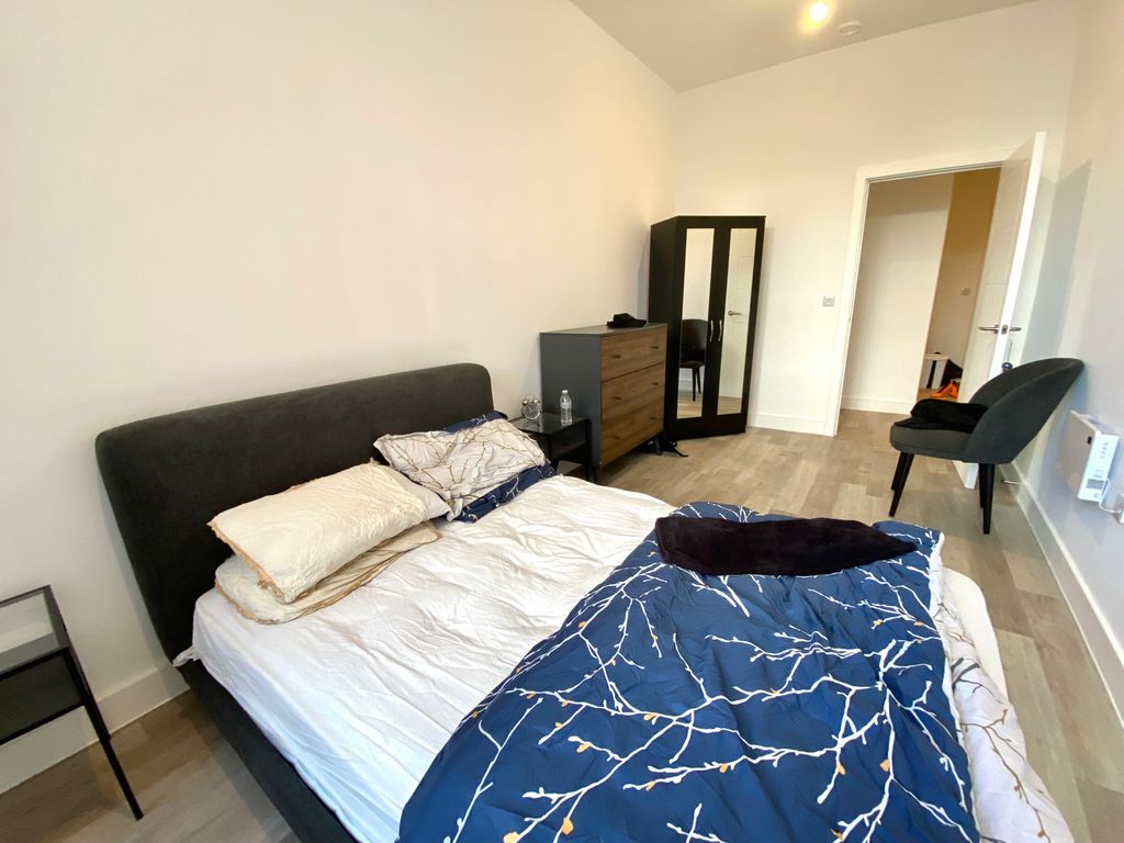 Property photo 3 of 6 Bedroom 2