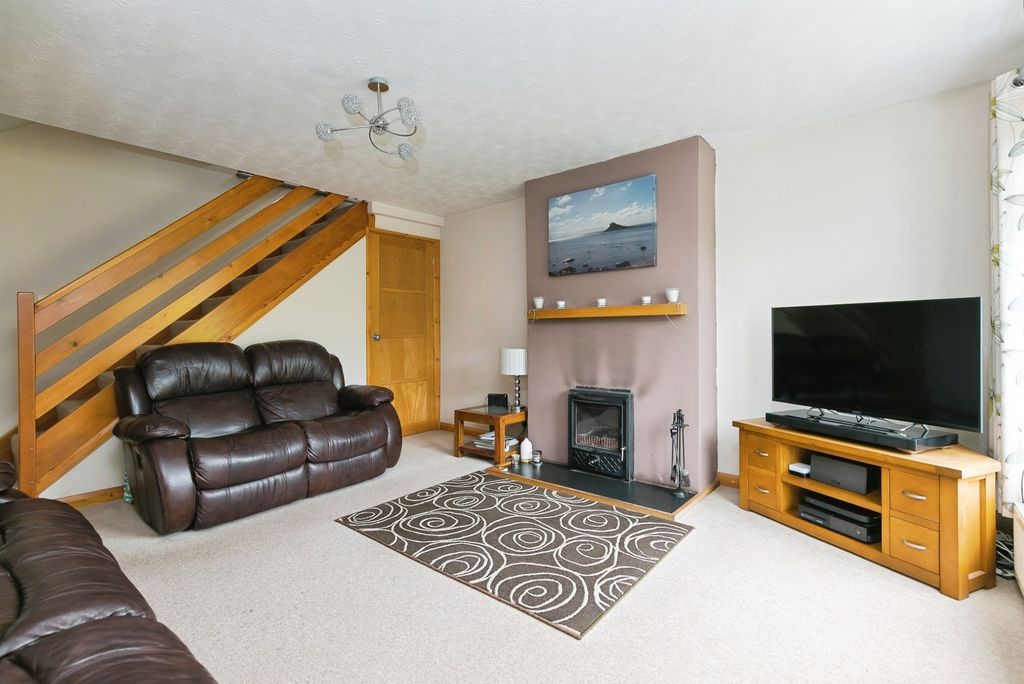 Property photo 3 of 13 Pbox-Img.Jpg