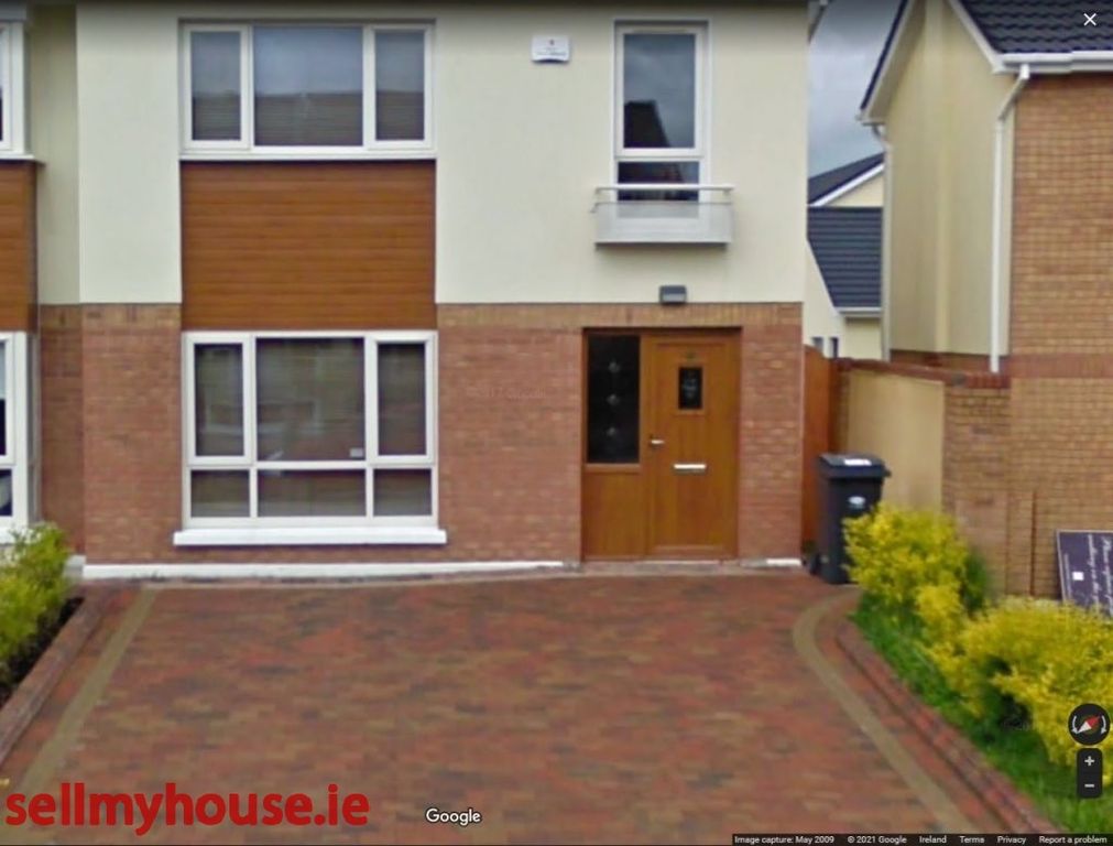 Property photo 1 of 3
