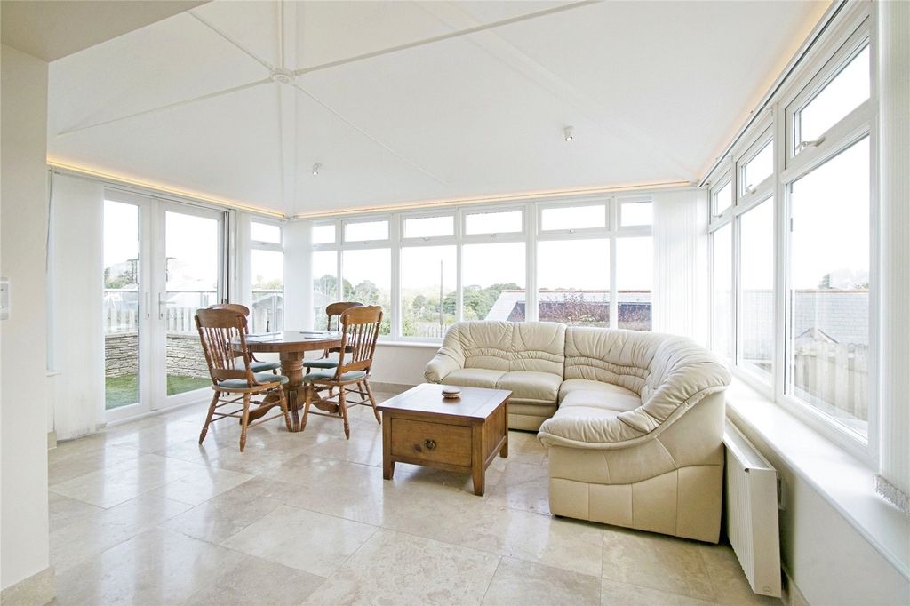 Property photo 3 of 17 Photography