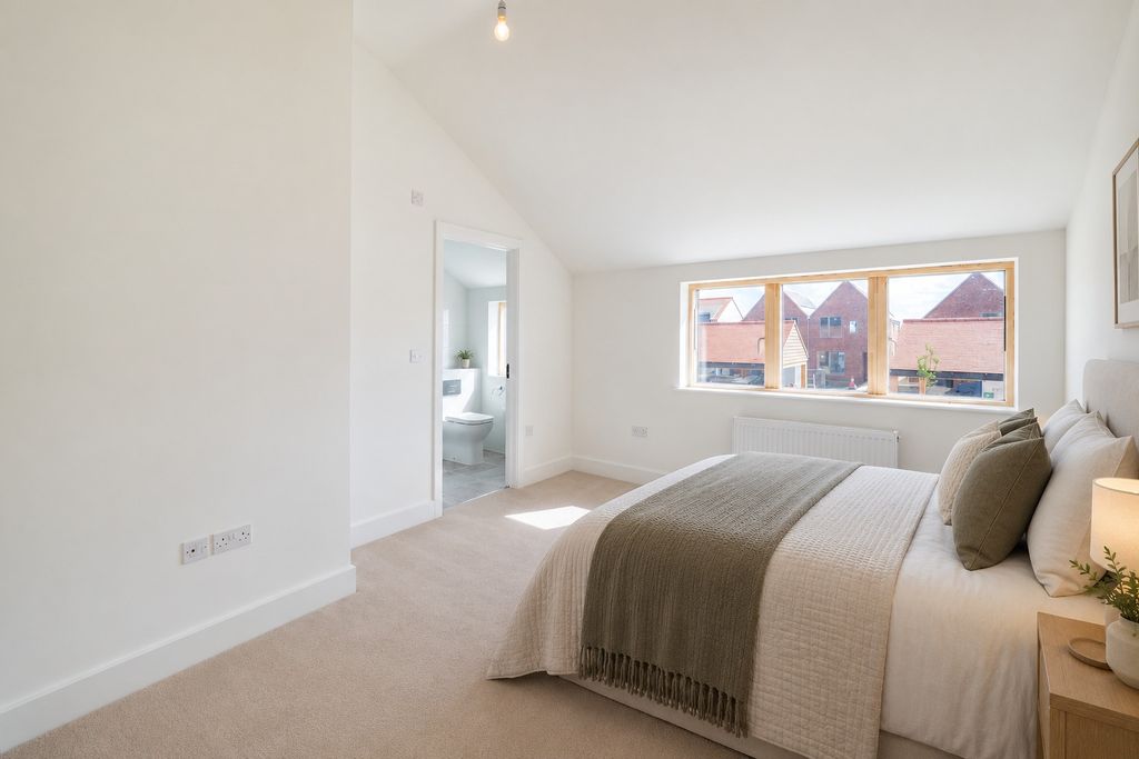 Property photo 3 of 25 5504383