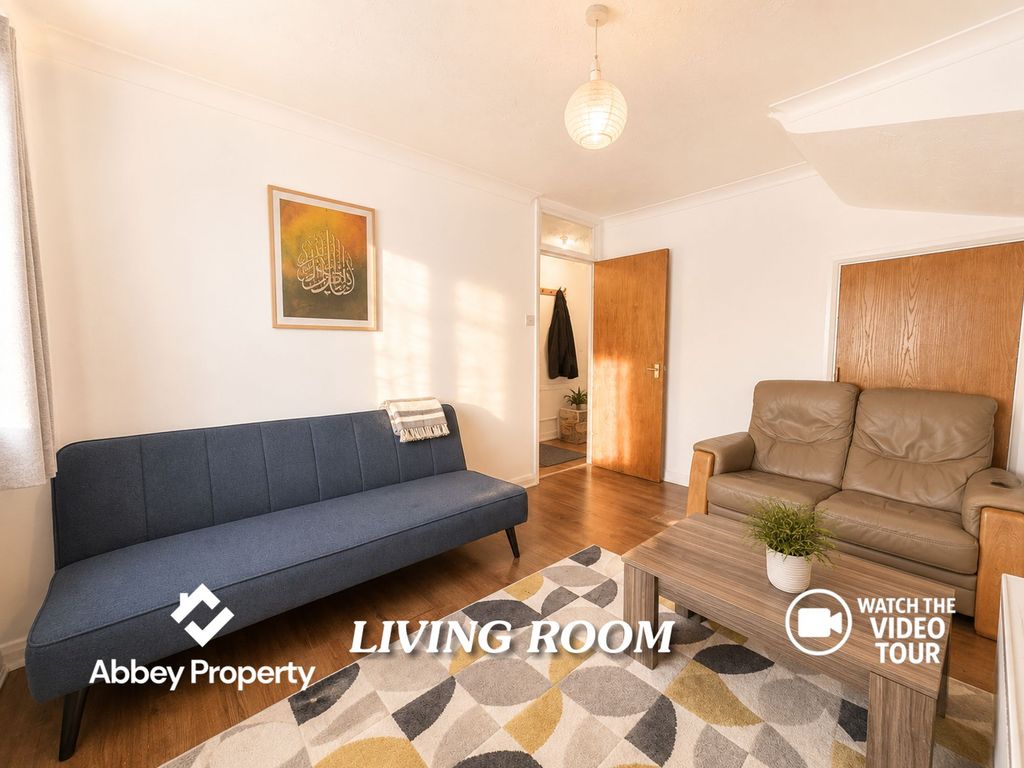 Property photo 3 of 12