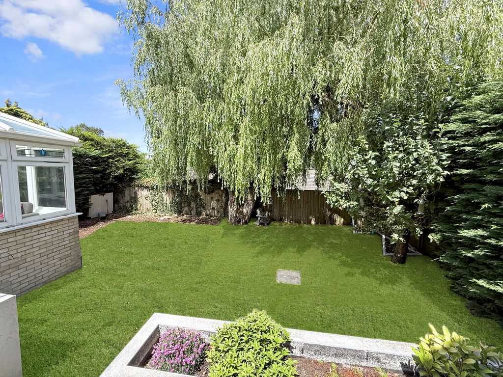 Property photo 2 of 17 Img1703Dp