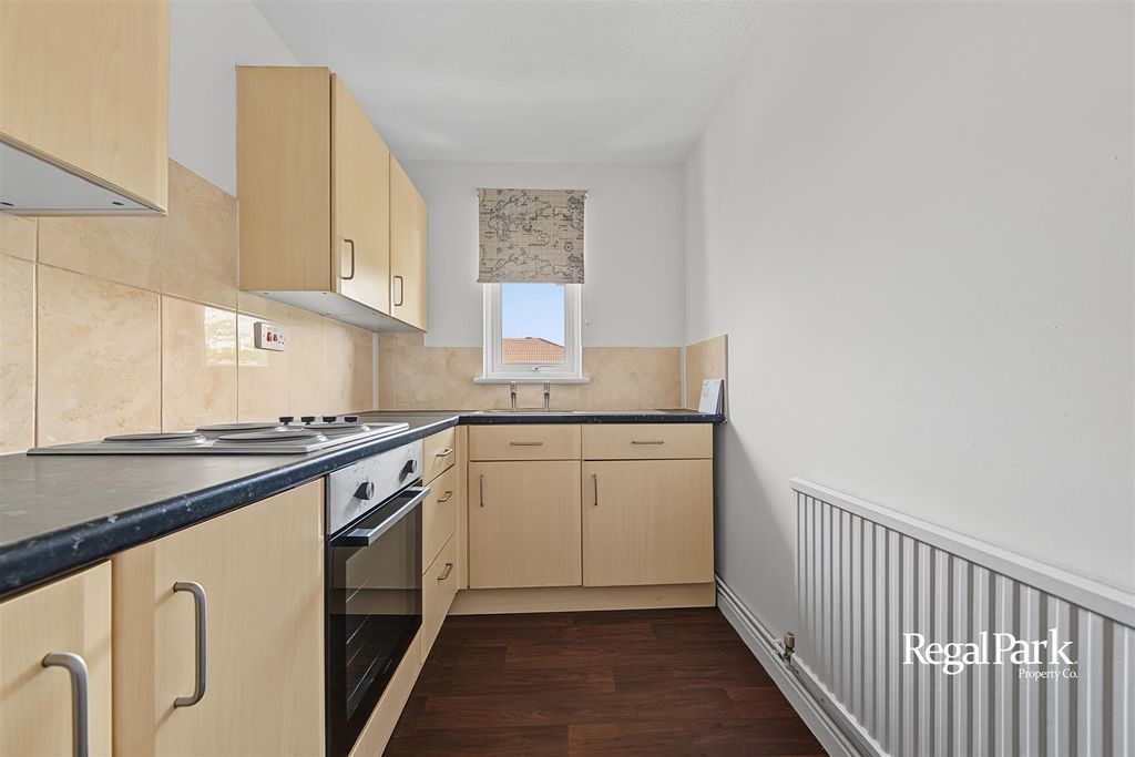 Property photo 2 of 16 Kitchen