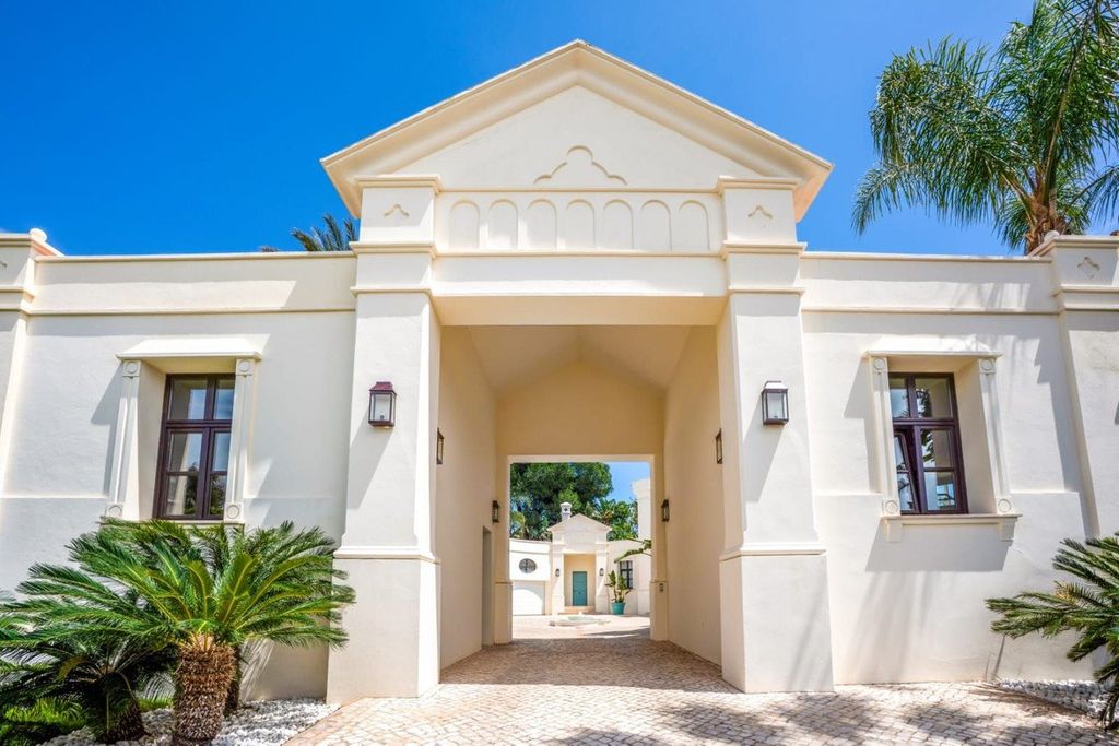 Property photo 2 of 47