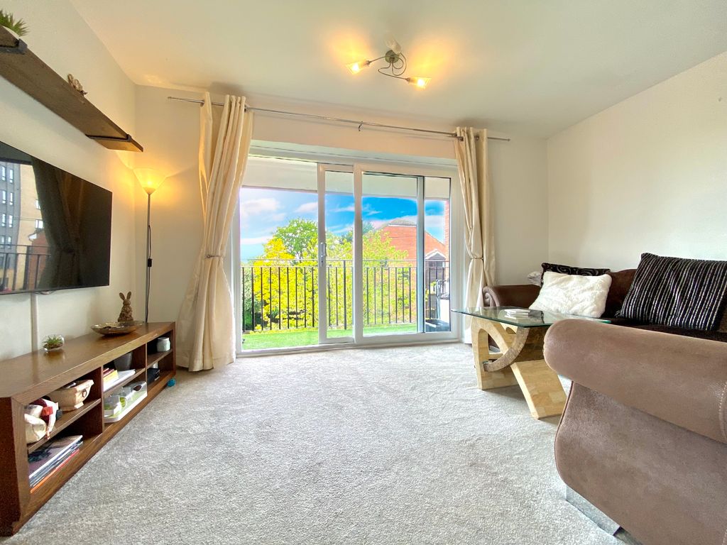 Property photo 1 of 7 Family Room