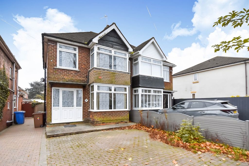 Property photo 1 of 10 Northolme Road