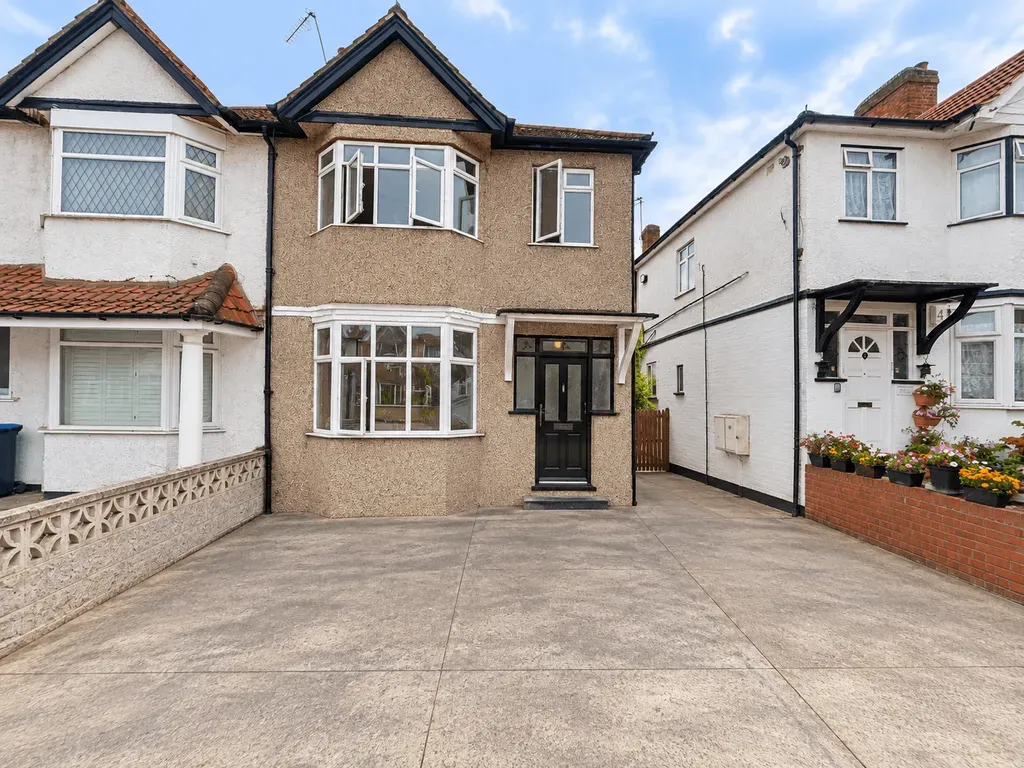 Property photo 1 of 1