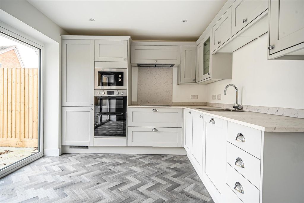 Property photo 2 of 16 1261000 (5).Jpg