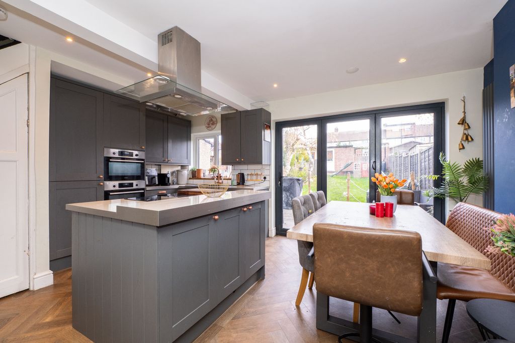 Property photo 3 of 13 Picture No. 07