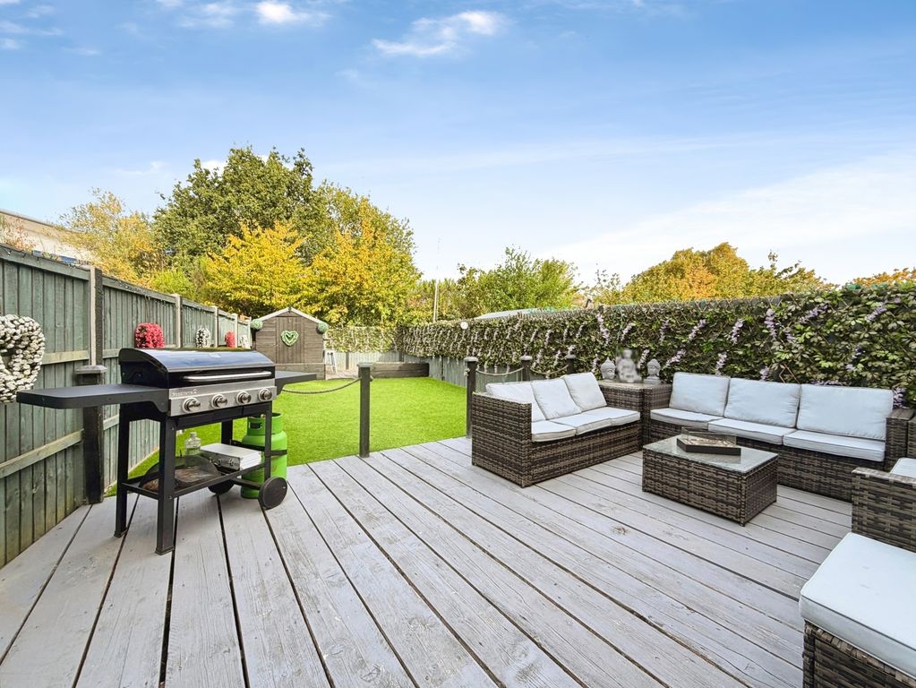 Property photo 3 of 17 Pbox-Img.Jpg