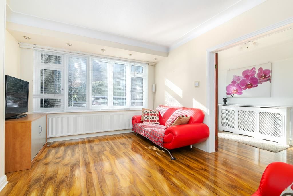 Property photo 3 of 18 Ily_0948 Copy.Jpg