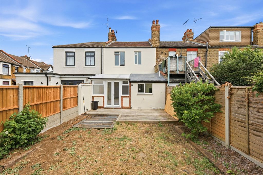 Property photo 2 of 22 Picture No. 35