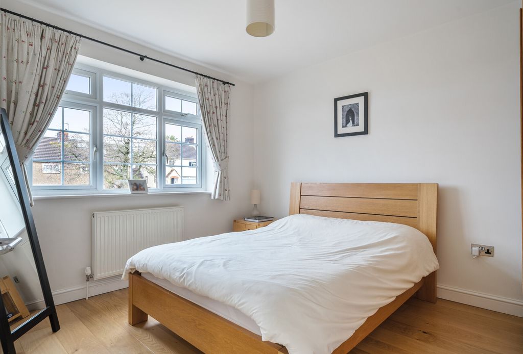 Property photo 3 of 14 Picture 3