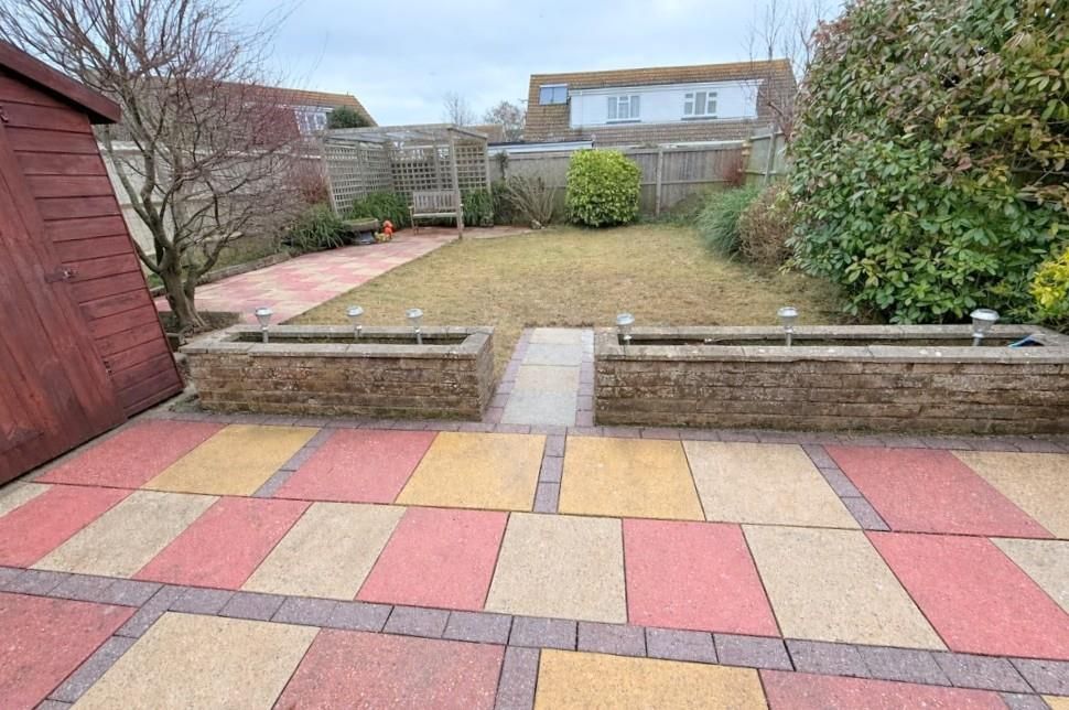 Property photo 3 of 20 Holly Road .Jpg