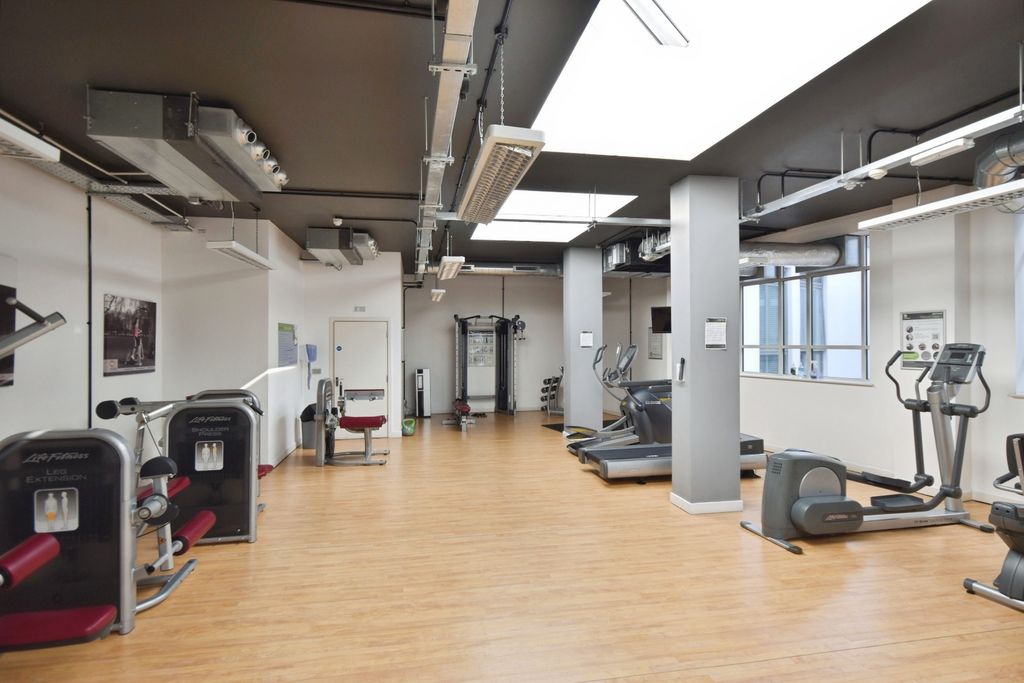 Property photo 2 of 11 Pbox-Study-344117.Jpg