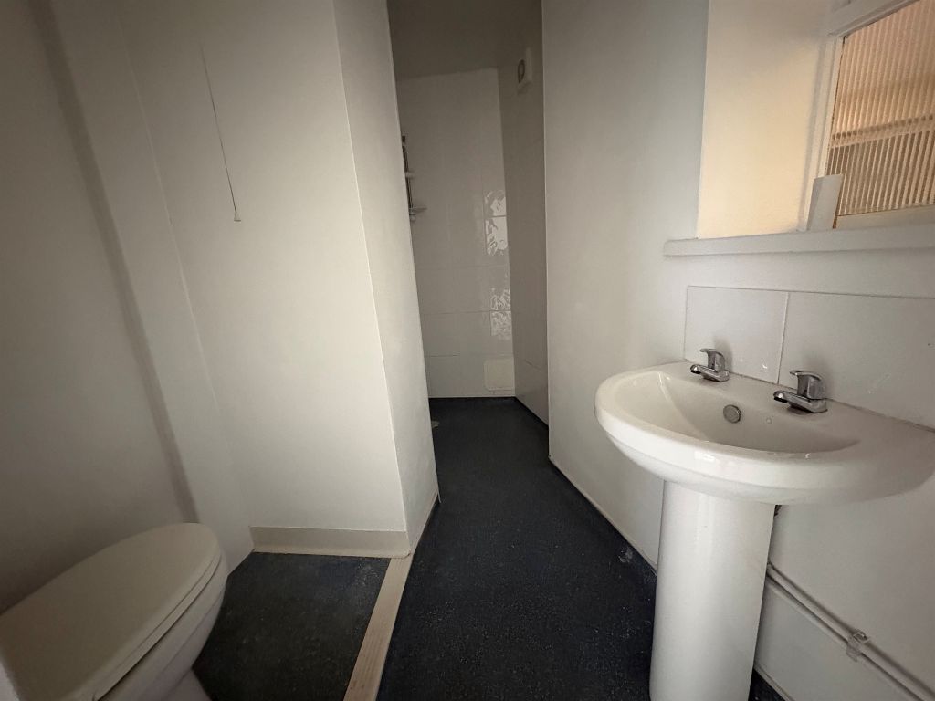 Additional image 4 of 2 bed flat for saleAngel Hill, Tiverton EX16