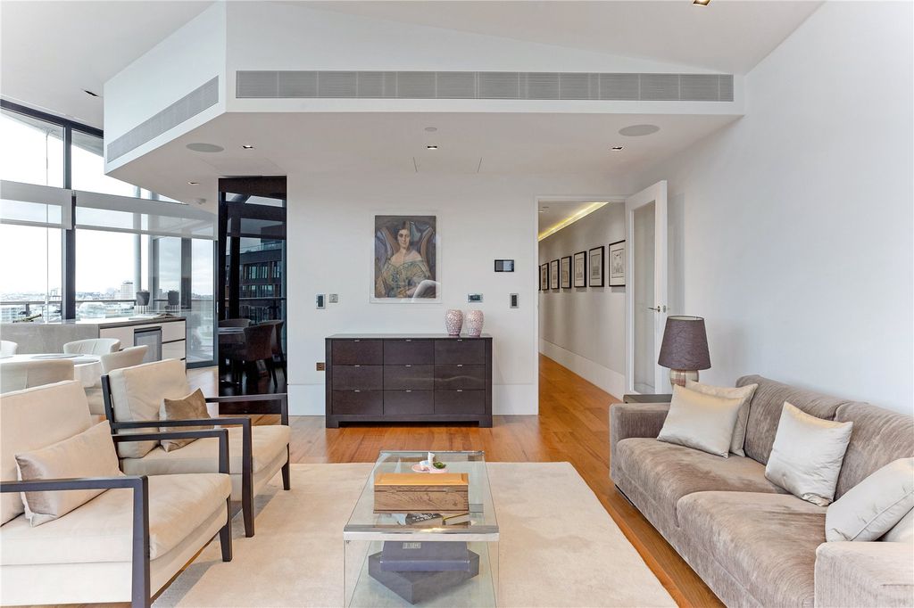 Property photo 2 of 12 Reception Room