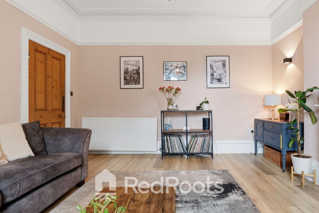 Property photo 3 of 21 5053853
