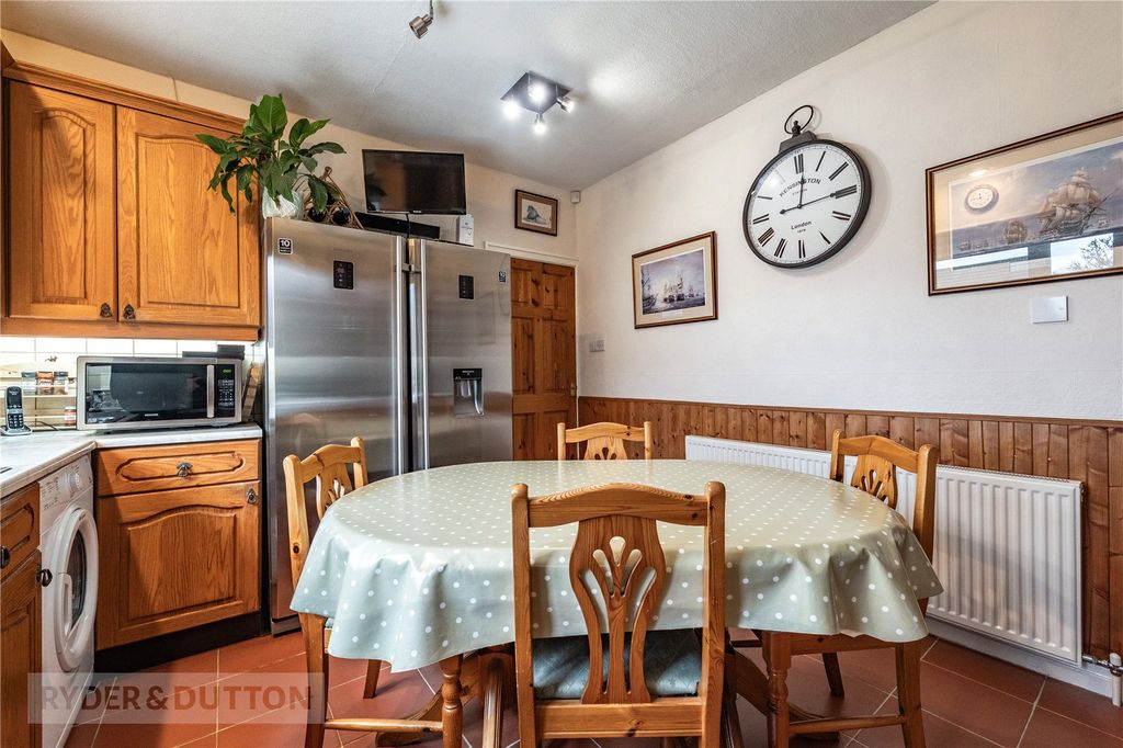 Property photo 3 of 20 Kitchen Diner