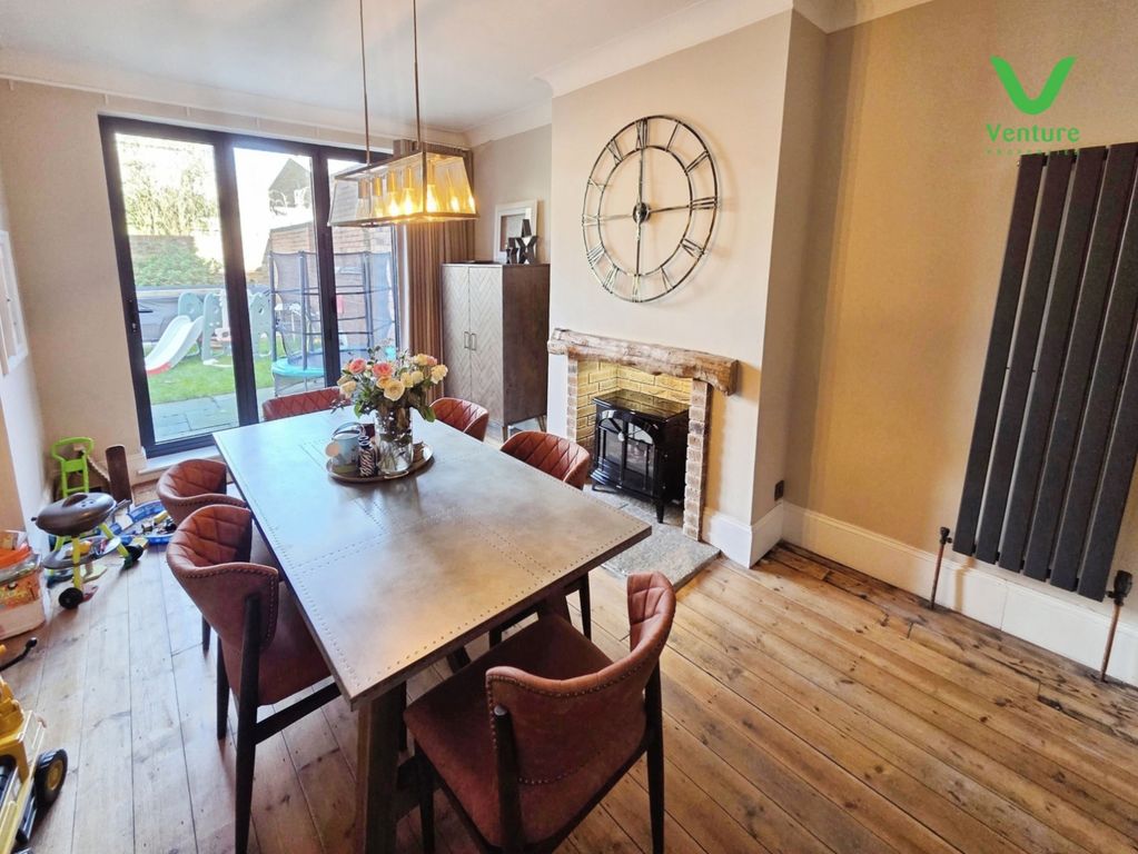 Property photo 2 of 18 Pbox-Img.Jpg