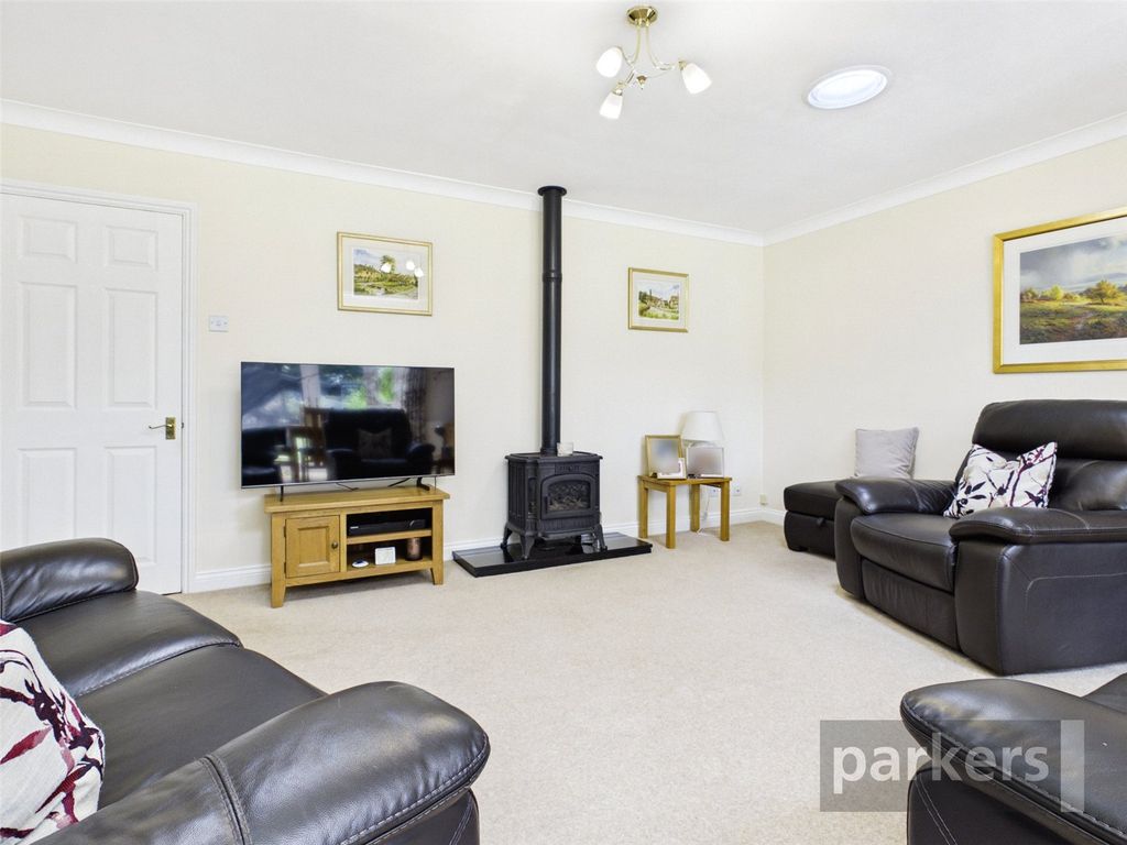 Property photo 3 of 20 Picture No. 13