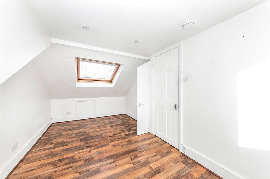 Property photo 3 of 10 Picture No. 07