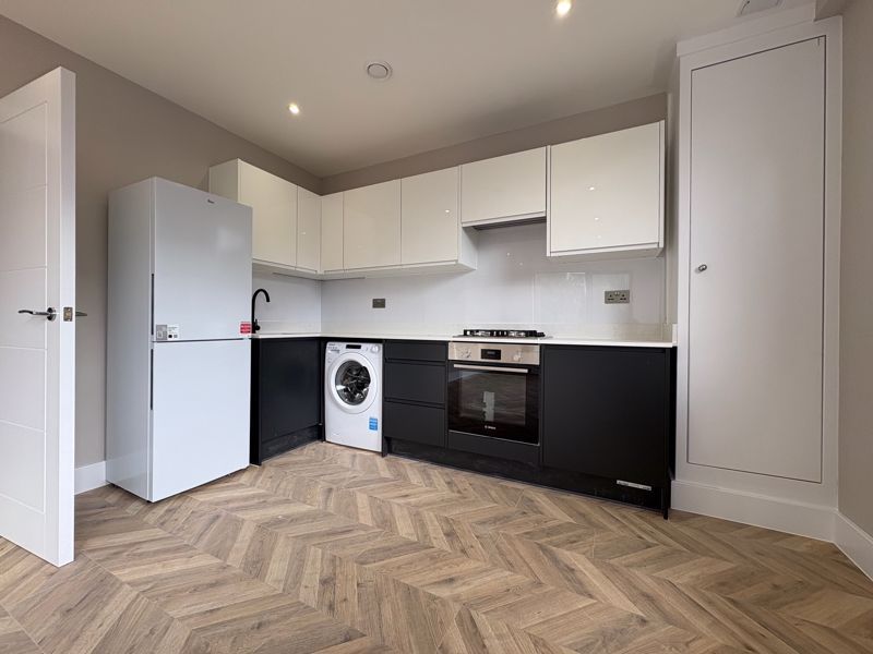 Property photo 2 of 10 Photo 8