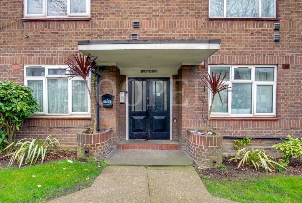 Property photo 1 of 9