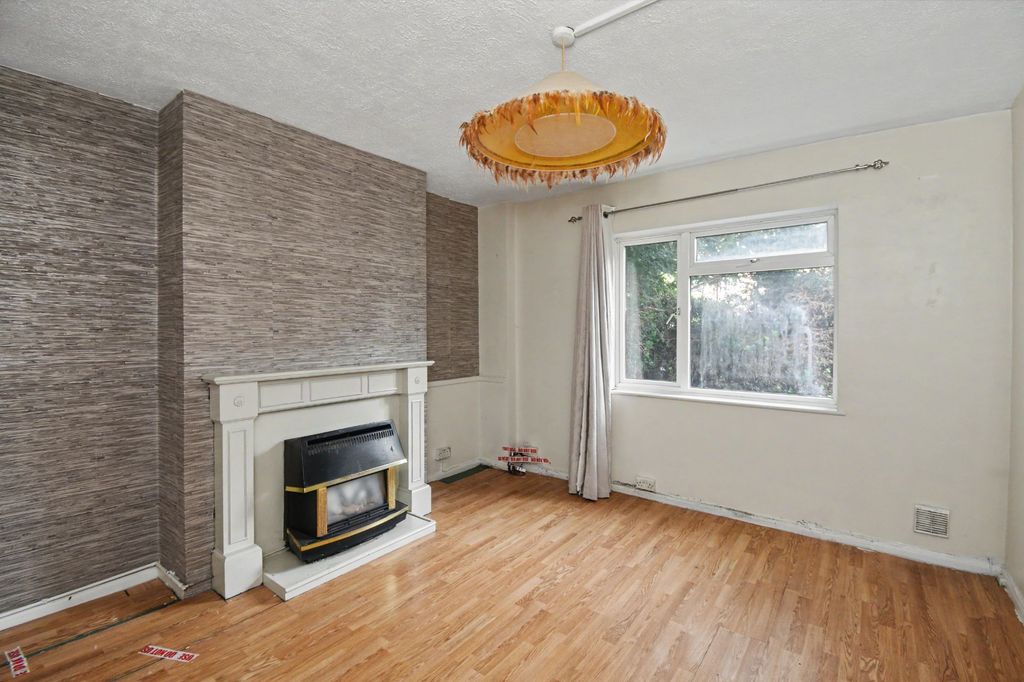 Property photo 2 of 18 89 Beechwood Gardens, Slough, Sl1 2Hp