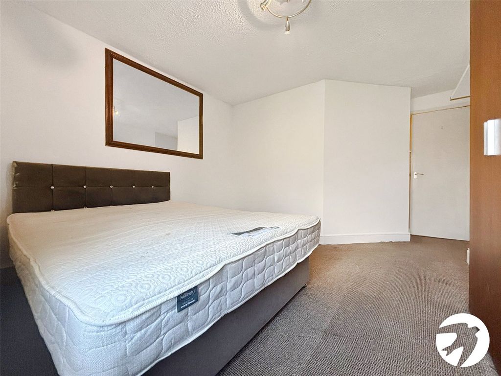 Property photo 3 of 10 Picture No. 07