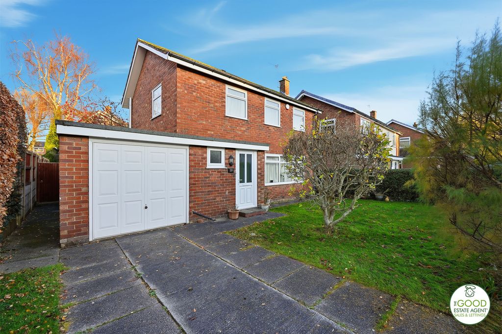 Property photo 2 of 30