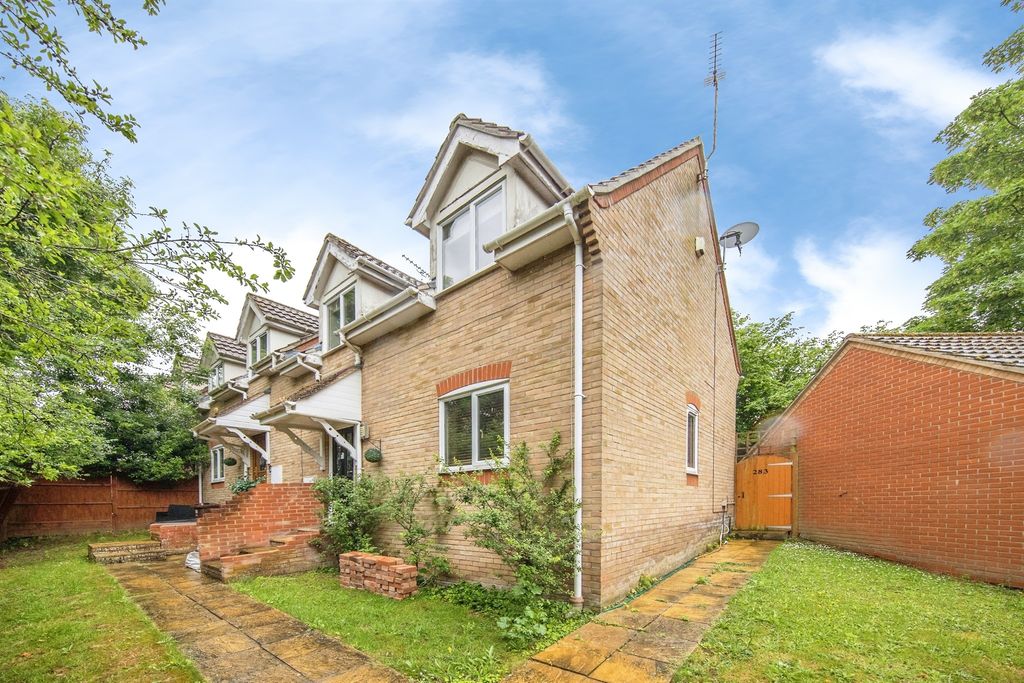 Property photo 2 of 16
