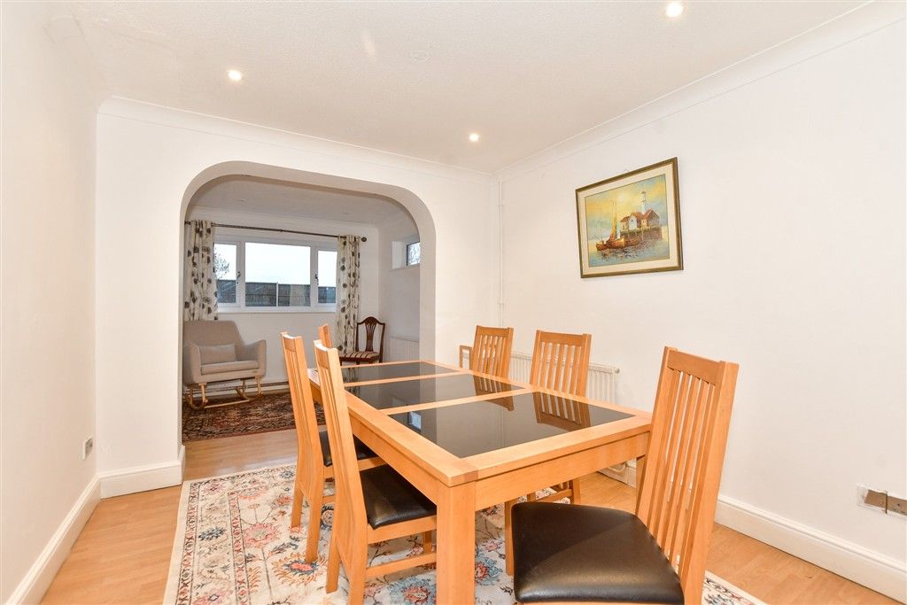 Property photo 3 of 12 Dining Area