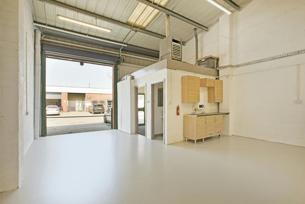 Property photo 2 of 8 Img_1462.Jpg