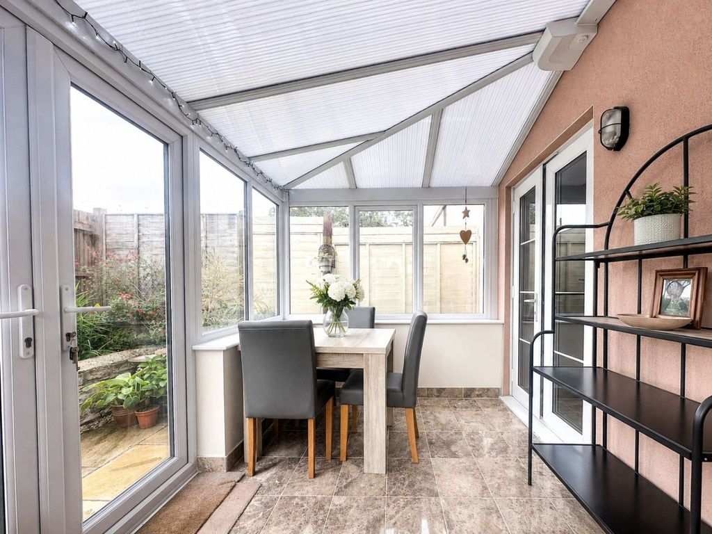 Property photo 2 of 15 47376721