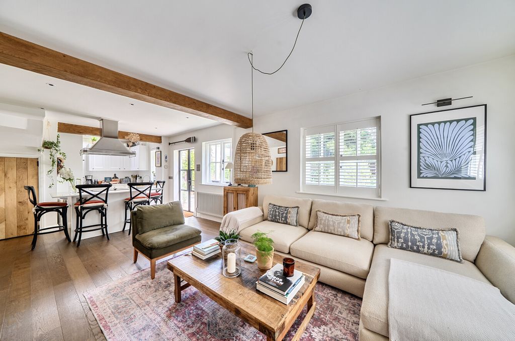 Property photo 3 of 21 1466986-12-6A1824...