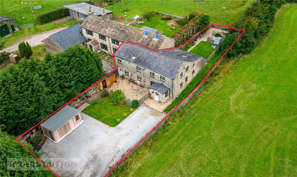 Property photo 2 of 36 Picture No. 89