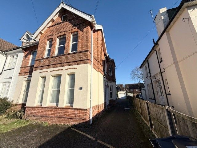 Property photo 1 of 12 External