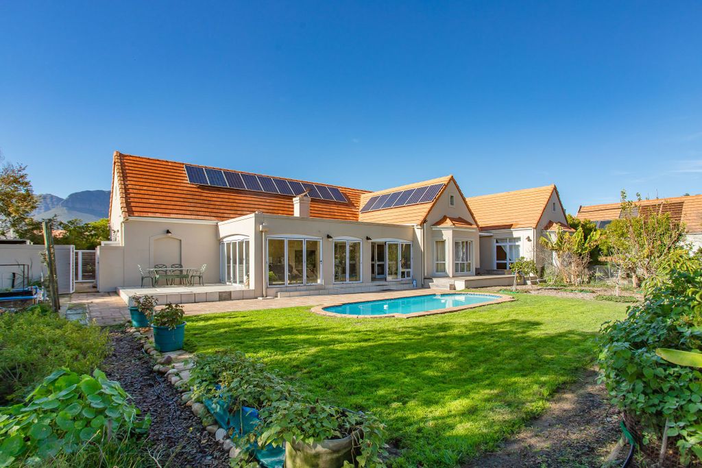 Property photo 1 of 36 Vlv1705058