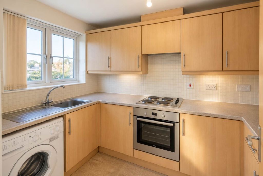 Property photo 1 of 5