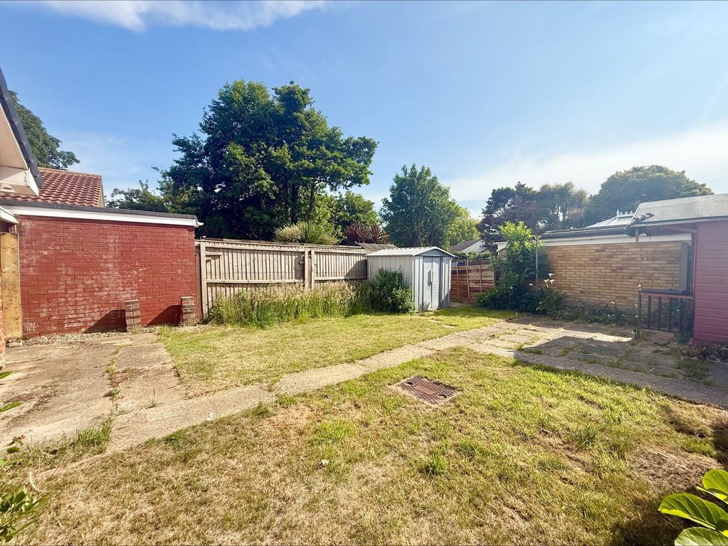 Property photo 2 of 11