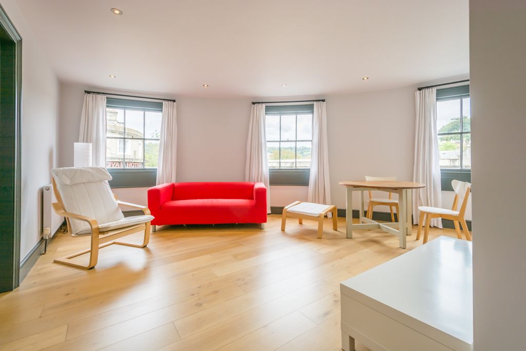 Property photo 1 of 12 15 Manvers St - Flat 3 -1