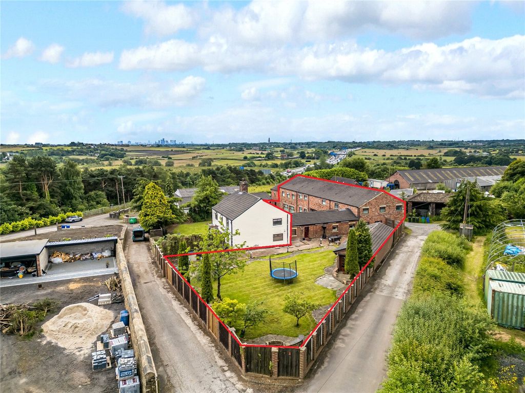 Property photo 3 of 37 Picture No. 79